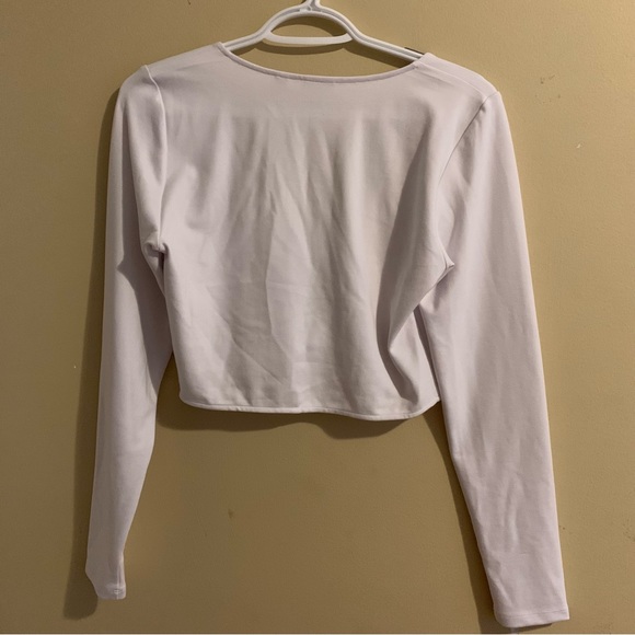 Aritzia Sunday Best Far Out Longsleeve - Picture 4 of 5
